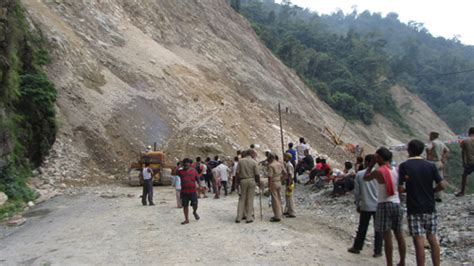 darjeeling landslide 2024|Landslides triggered by heavy rain kill 38 in Darjeeling.